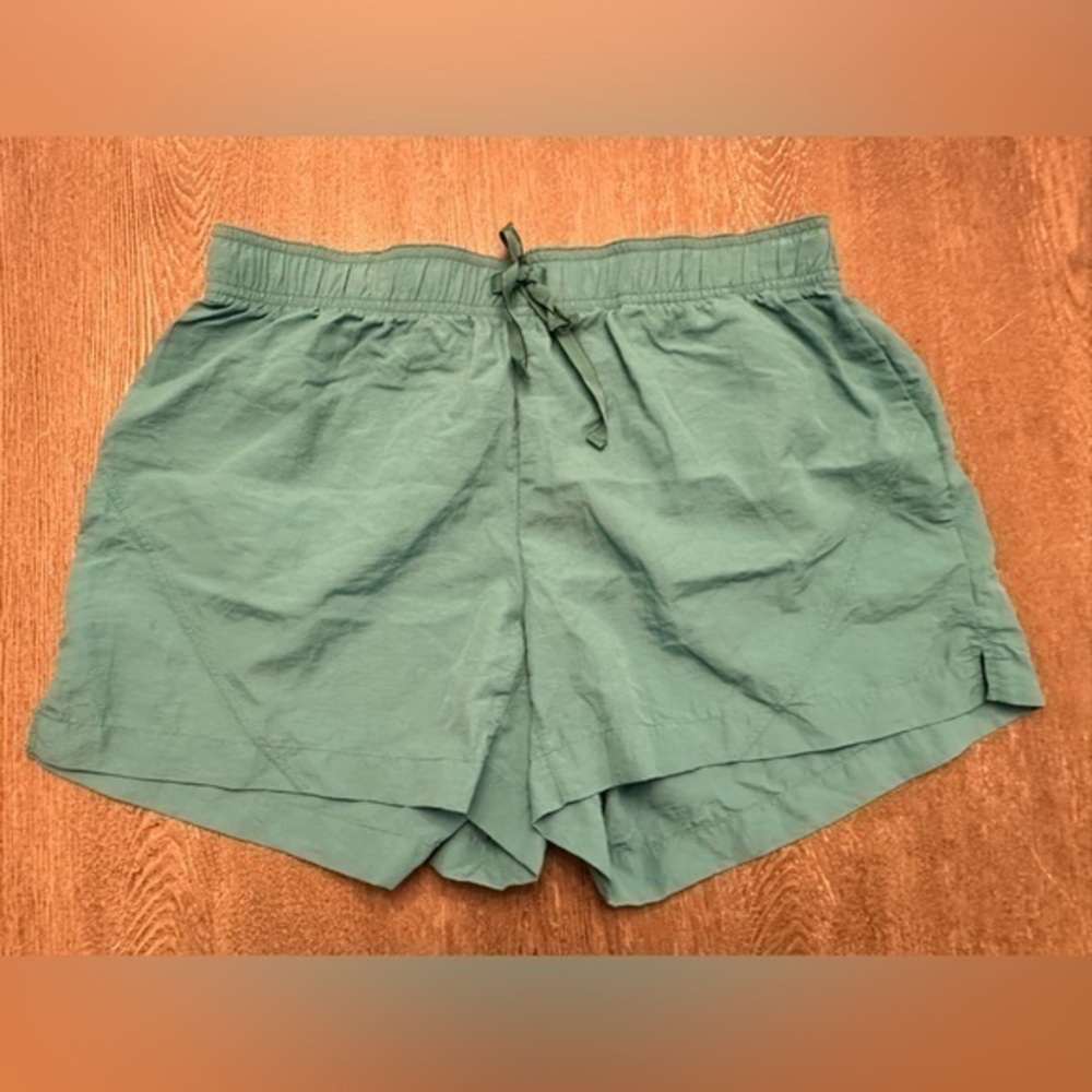 KOPPEN TEAL QUICK DRY SHORTS - Size Medium SKU:347
